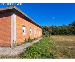 Vendemos casa y terreno en Corbelle, Vilalba.