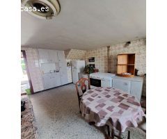 Vendemos casa en exclusiva.