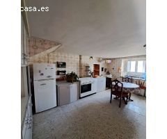 Vendemos casa en exclusiva.