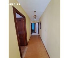 Vendemos casa en exclusiva.