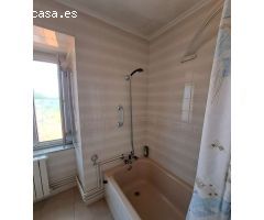 Vendemos casa en exclusiva.