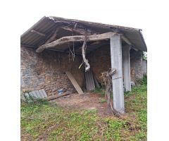 Vendemos casa para reformar.