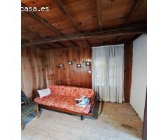 Vendemos casa para reformar.