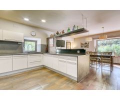 Casa de campo en Venta en Boadella i les Escaules, Girona
