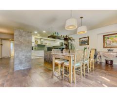 Casa de campo en Venta en Boadella i les Escaules, Girona
