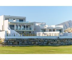 Villa de Lujo en Venta en Mijas Costa, Málaga