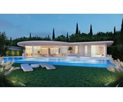 Villa de Lujo en Venta en Benalmádena Costa, Málaga