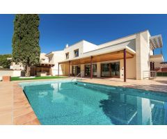 Villa de Lujo en Venta en Alfaz del Pí / LAlfàs Del Pi, Alicante