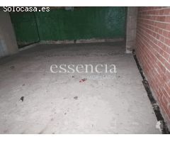 Local comercial en 1era. linea de Playa de Gandía