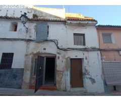 Casa en Oliva calle Canovas del Castillo