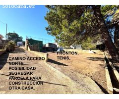 CHALET EN MARXUQUERA EN PARCELA DE 3640 M2 CON DOS CASAS INDEPENDIENTES.