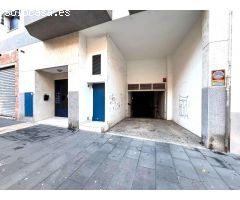 Vivienda residencial del 2002 en Gandia zona corea con garaje y trastero.
