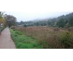 Terreno urbano en venta en avda Corts Valencianes