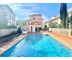 Chalet en playa de oliva