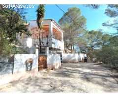 Para los amantes de la naturaleza,  chalet independiente en la población de Almiserat a 10 Km costa