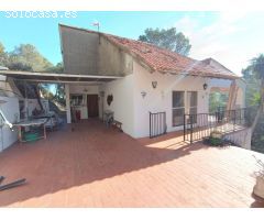 Para los amantes de la naturaleza,  chalet independiente en la población de Almiserat a 10 Km costa