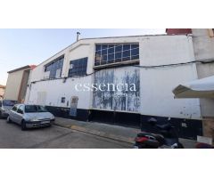 Almacén, nave, local comercial  en casco urbano de Beniarjo