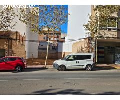 ¡Solar en venta con excelente potencial para edificio de 5 plantas!