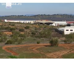 Estupendo terreno Industrial en el polígono el Prado en Mérida