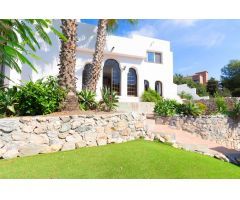 Chalet en Venta en La Herradura, Granada