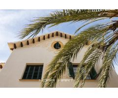 CASA HISTÓRICA DE 1926 EN EL CORAZÓN DE SITGES