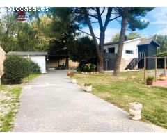 Chalet de 267m2, 4 dormitorios, 3 baños con parcela de 1016m2 en Collado Mediano