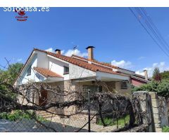 Encantador chalet de 242m2 con 5 dormitorios, 2 baños en parcela de 600m2
