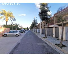 ¡ALQUILER EXCLUSIVO! CASA DÚPLEX EN ZONA RESIDENCIAL EN LA PLAYA DE MALVARROSA DE CORINTO, SAGUNTO!