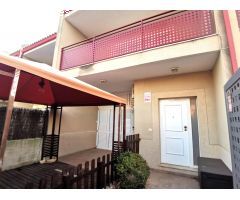 ¡ALQUILER EXCLUSIVO! CASA DÚPLEX EN ZONA RESIDENCIAL EN LA PLAYA DE MALVARROSA DE CORINTO, SAGUNTO!