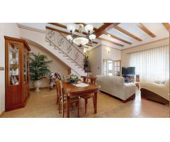 Oportunidad preciosa casa en zona muy demandada de Cheste
