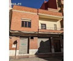 CASA DE DOS PLANTAS DE 180 M2 CADA UNA EN EL CORAZON DE TORRENT