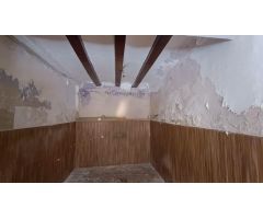 CASA  ANTIGUA  DE 329M2  EN VILLAR DEL ARZOBISPO