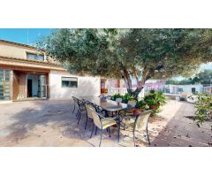 ¡Gran Oportunidad! Chalet en Urbanización Mirasoles