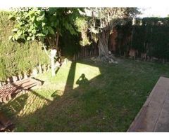 Magnífico Chalet independiente con Piscina en la Urb La Vall de Lliria.