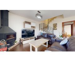 IMPECABLE CHALET ADOSADO EN SIETE AGUAS!!