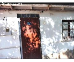 CASA PARA REFORMAR EN CATADAU