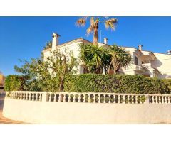 CASA FRENTE AL MAR EN LA PLAYA DE XERACO