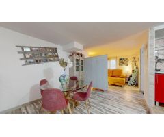 Amplia Vivienda en Oliva Nova: Confort y Ubicación Privilegiada
