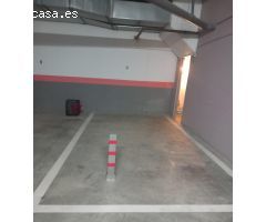 ¡Oportunidad en Bétera! Garaje con trastero en finca moderna