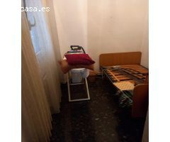 ¡Se alquila amplio y acogedor piso en pleno centro de Valencia!
