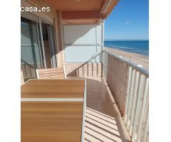 APARTAMENTO EN PRIMERA LÍNEA DE PLAYA, EN EL PERELLONET