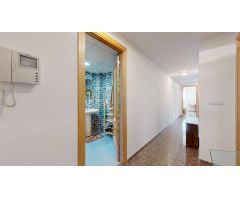 ¡VIVIENDA AMPLIA Y LUMINOSA EN UNA DE LAS MEJORES ZONAS DE MONTROY!