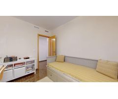 ¡VIVIENDA AMPLIA Y LUMINOSA EN UNA DE LAS MEJORES ZONAS DE MONTROY!