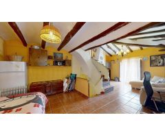 CASA DE ENSUEÑO EN PLENO CORAZÓN DE NAVAJAS