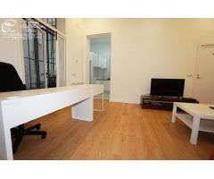 Vivienda entreplanta a 50 metros del Palacio Real