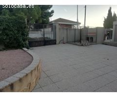 Chalet en Venta en Petrer, Alicante