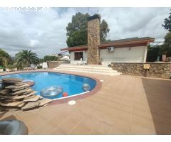 Chalet en Venta en Petrer, Alicante