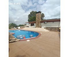 Chalet en Venta en Petrer, Alicante