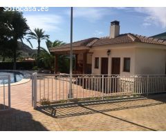 Chalet en Venta en Petrer, Alicante