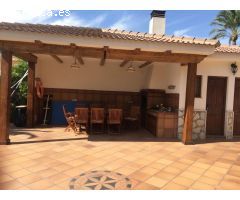 Chalet en Venta en Petrer, Alicante